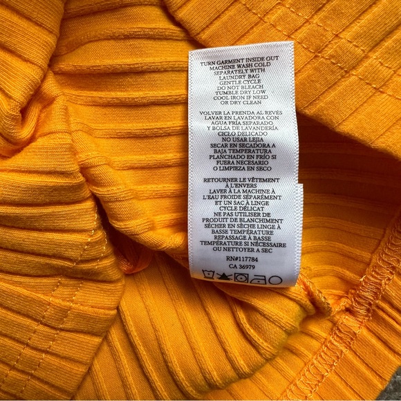 NWT Rails Esti Top in Marigold Size Medium - Picture 5 of 7
